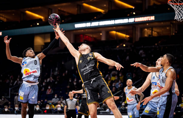 队都可能被 队都可能被